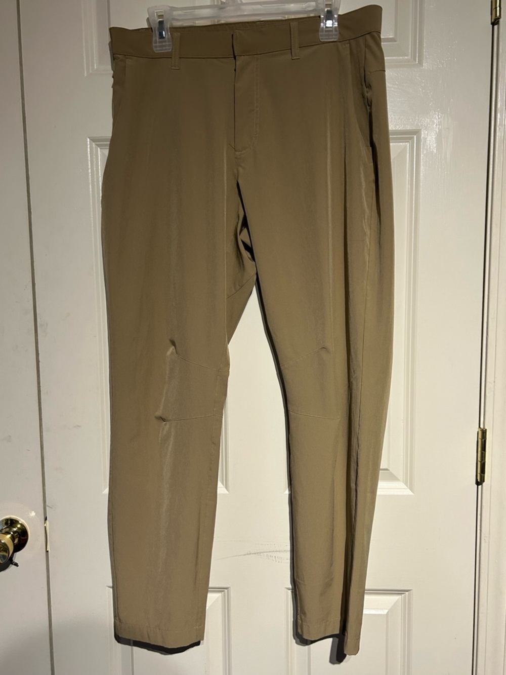 Fabletics Pants Mens 34x30 Khaki The Only Pant Stretch Golf Comfort Performance